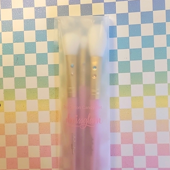 Nwt Trio brush set - Picture 4 of 4